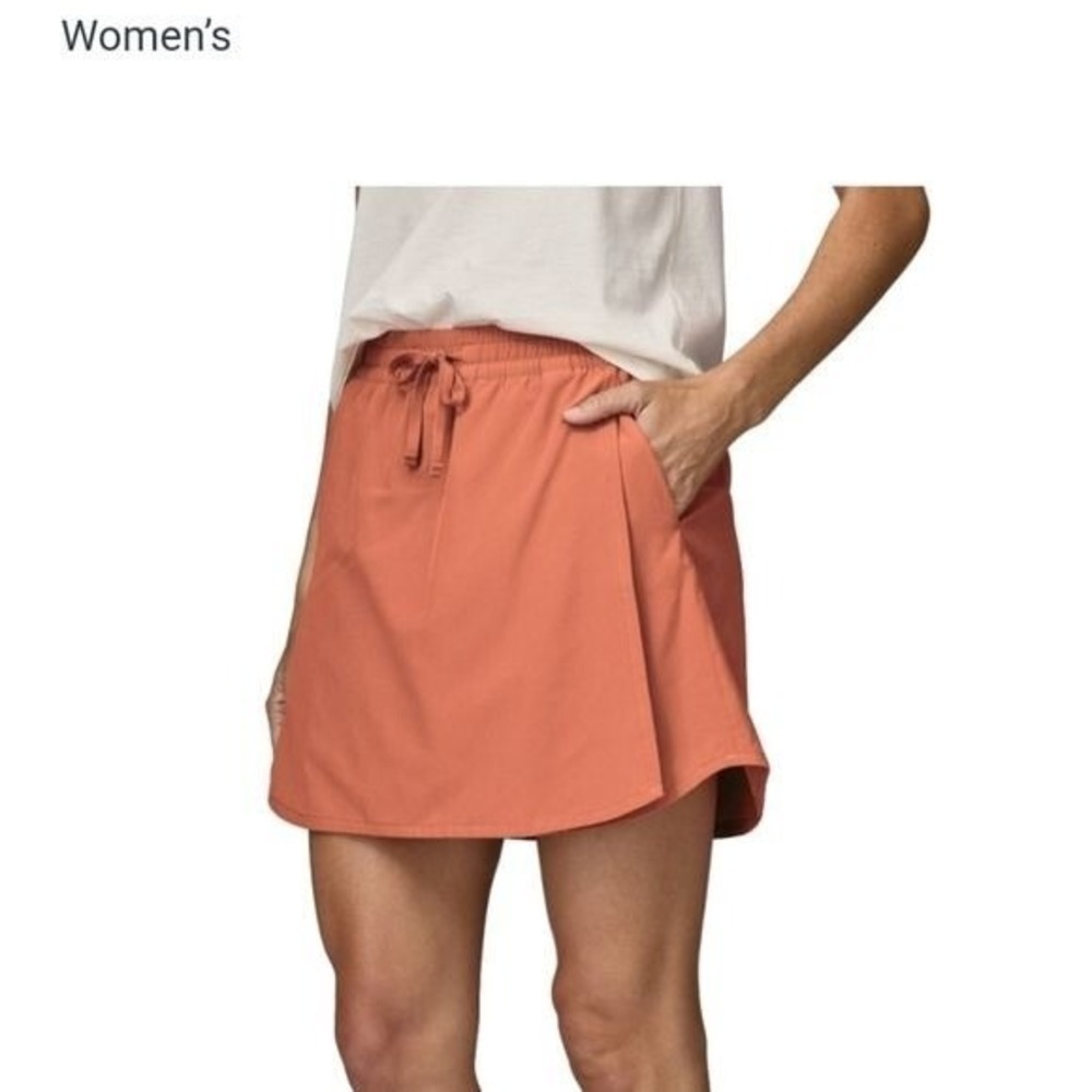 Patagonia Fleetwith Skort Womens Small Coral Orange Active Hiking Skirt NEW